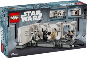 Конструктор LEGO® STAR WARS™ Посадка на борт Тантів IV
