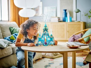 Конструктор LEGO® Disney™ Princess Крижаний палац Ельзи