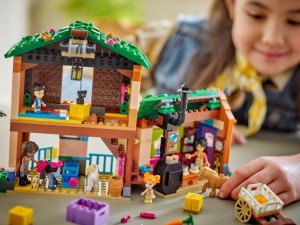 Конструктор LEGO® FRIENDS Ранчо і стайня поні