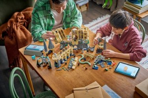 Конструктор LEGO® Harry Potter™ Замок Гоґвортс: Східне крило Конструктор LEGO® Harry Potter™ Замок Гоґвортс: Східне крило