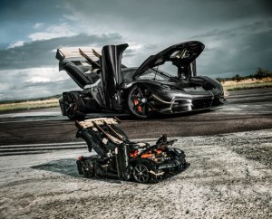 Конструктор LEGO® TECHNIC™ Мегакар Spear від Koenigsegg Sadair Конструктор LEGO® TECHNIC™ Мегакар Spear від Koenigsegg Sadair